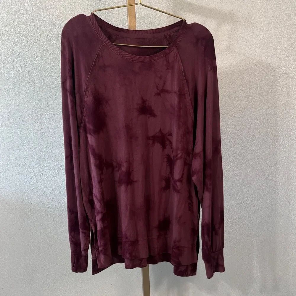 Joylab- Women's Burgundy Tie-Dye Long Sleeve Top- Large